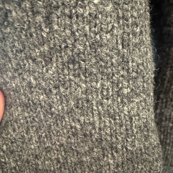 L.L. Bean Men's Charcoal Zip-Up Sweater - Picture 5 of 5